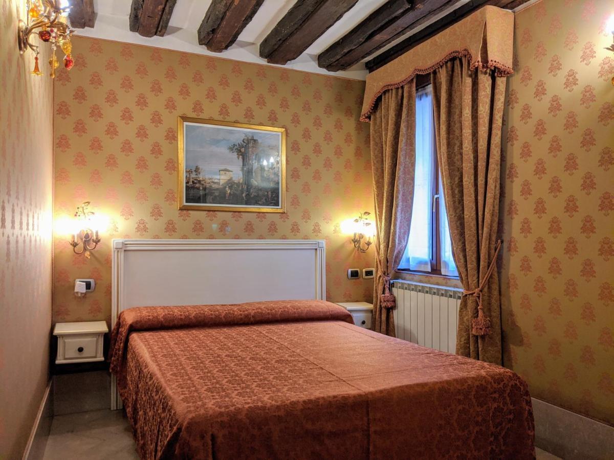 Ca' San Vio Acomodação com café da manhã Veneza Exterior foto