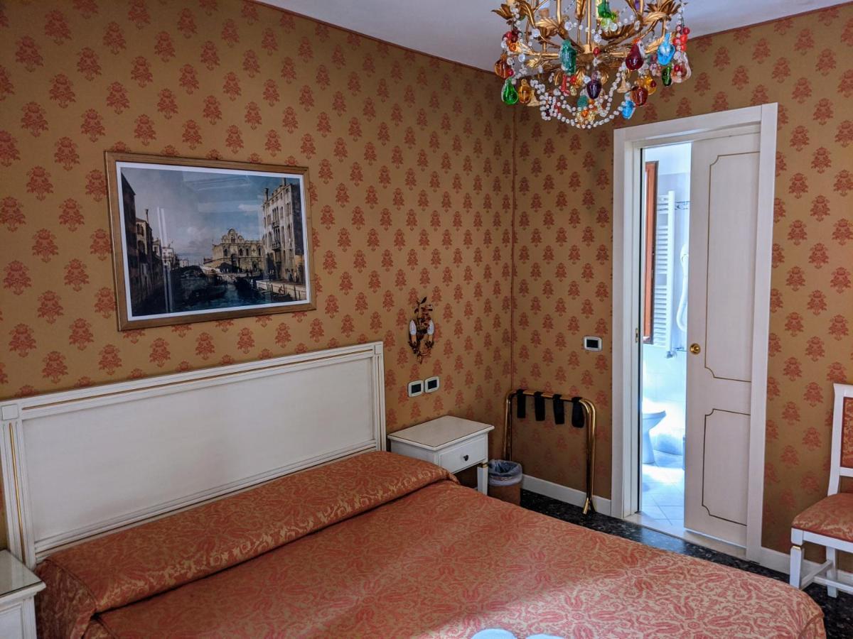 Ca' San Vio Acomodação com café da manhã Veneza Exterior foto